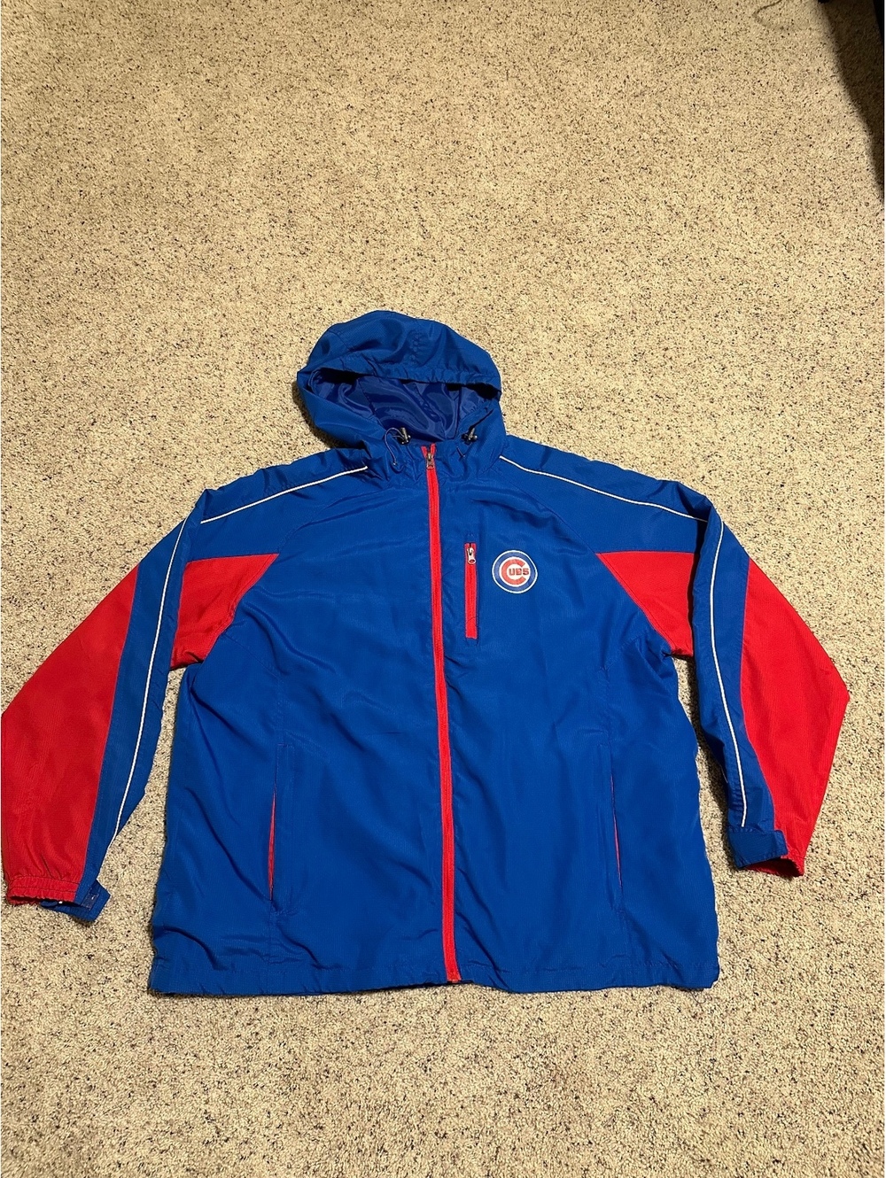 Genuine Merchandise Chicago Cubs Blue and Red Hooded Jacket XXL